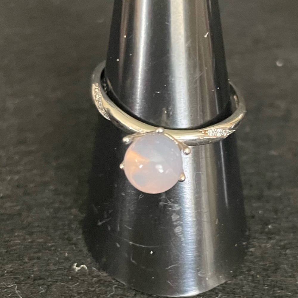 Elegant Lavender Quartz and 925 Sterling Silver Ring